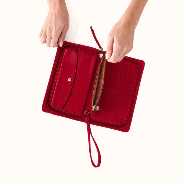 HOBO Evolve Wristlet