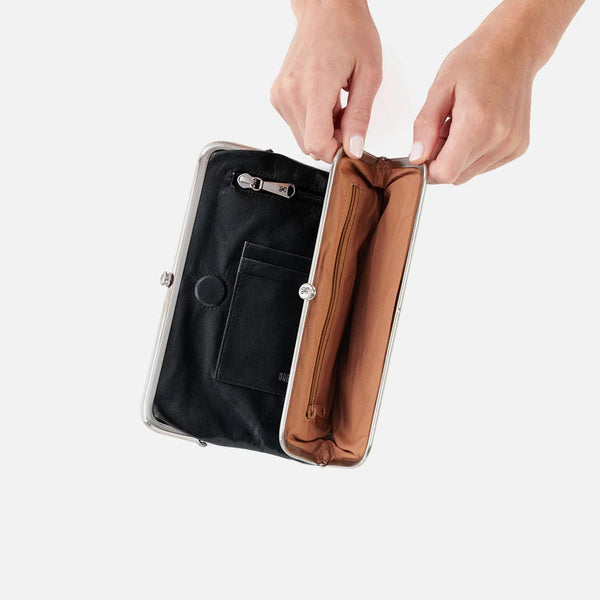 HOBO LAUREN CLUTCH - POLISHED BLACK
